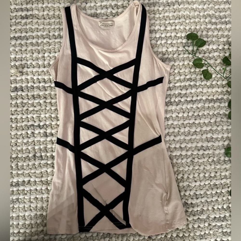 Pink tank black‎ striped size M